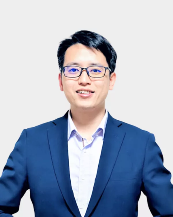 グエン・クアン・トゥエン